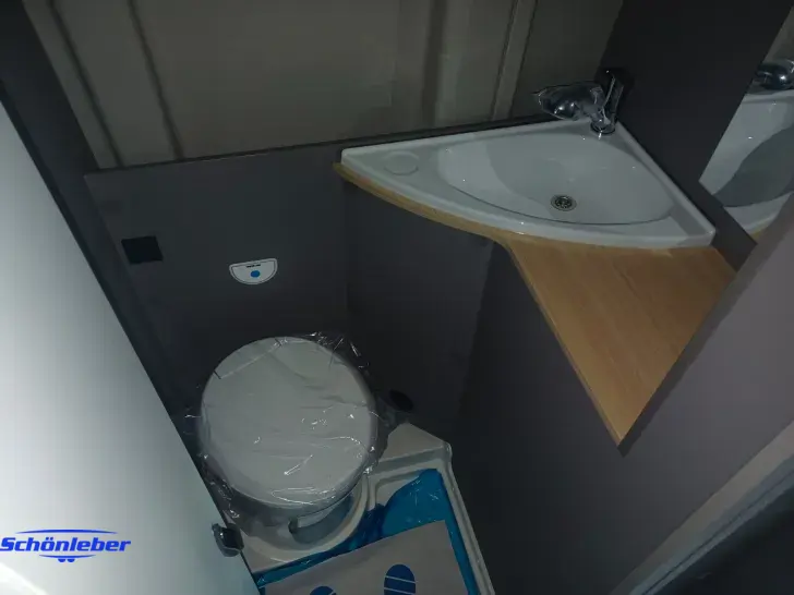 Fahrzeugbild LMC Innovan 600 mit Aufstelldach #5