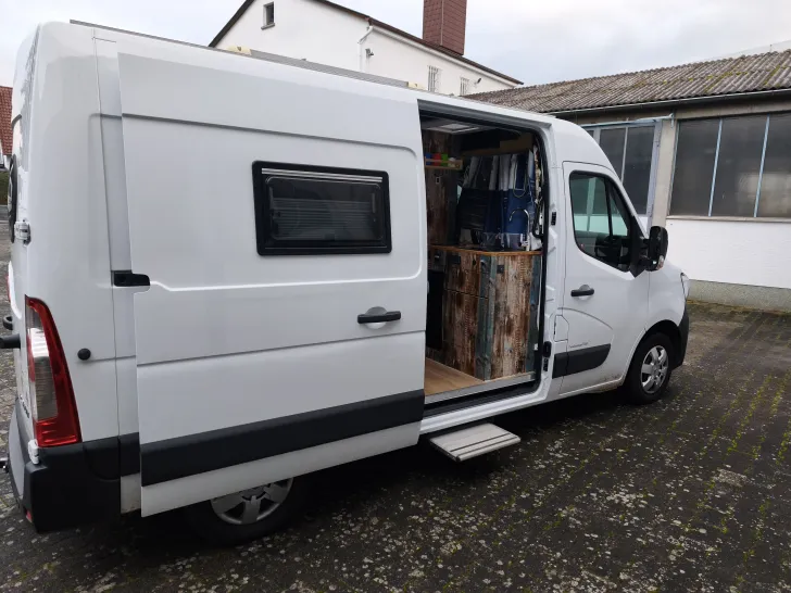 Fahrzeugbild Renault Master L2H2 Paradiescamper V555 #9