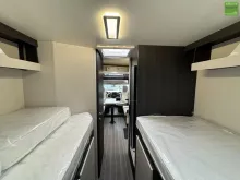 Fahrzeugbild Roller Team Kronos 287 TL Automatik Einzelbetten Hubbett #18