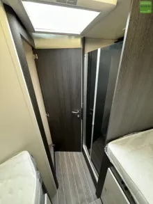 Fahrzeugbild Roller Team Kronos 287 TL Automatik Einzelbetten Hubbett #21