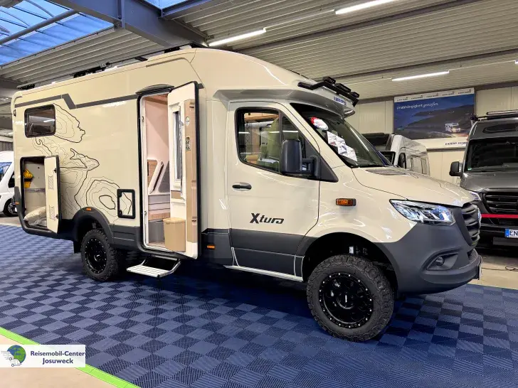 Fahrzeugbild Eura Mobil Xtura 686 EF Timberline Dieselheizung #1