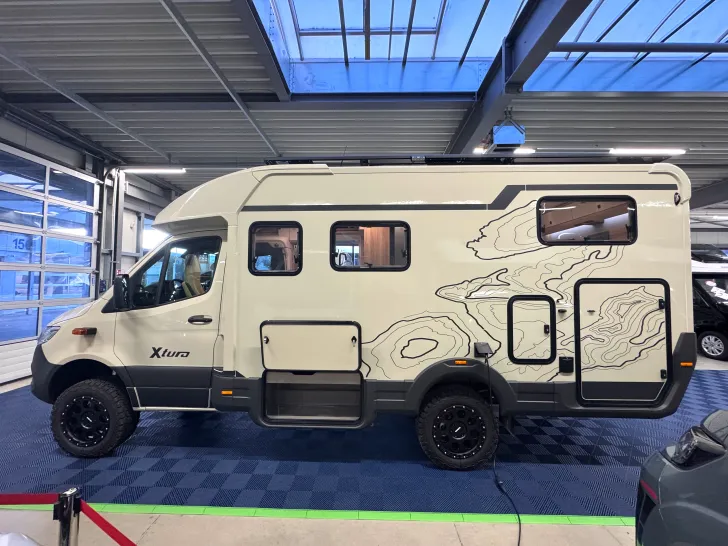 Fahrzeugbild Eura Mobil Xtura 686 EF Timberline Dieselheizung #6