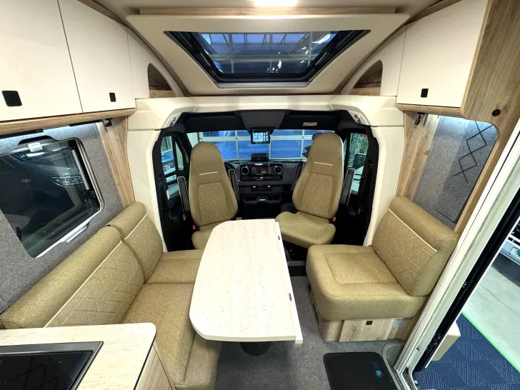 Fahrzeugbild Eura Mobil Xtura 686 EF Timberline Dieselheizung #11