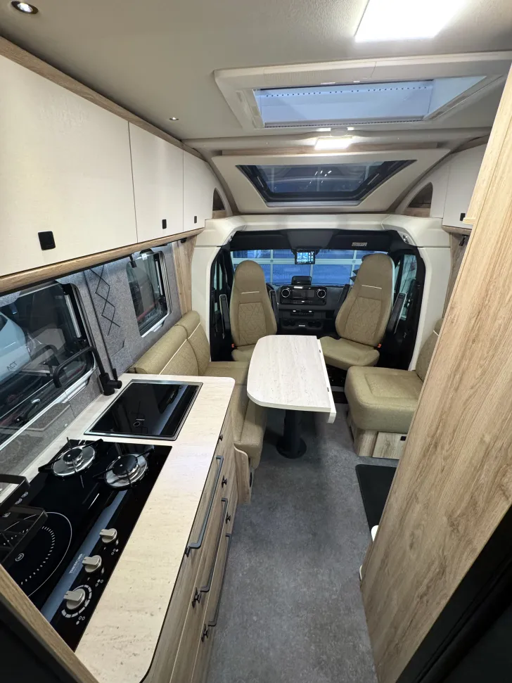 Fahrzeugbild Eura Mobil Xtura 686 EF Timberline Dieselheizung #12