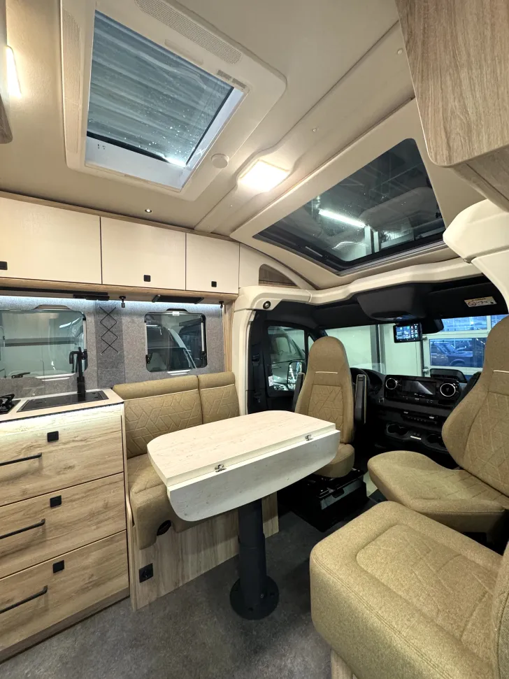 Fahrzeugbild Eura Mobil Xtura 686 EF Timberline Dieselheizung #13