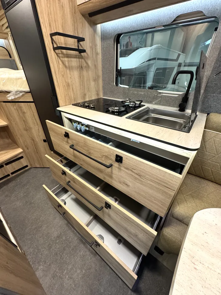 Fahrzeugbild Eura Mobil Xtura 686 EF Timberline Dieselheizung #15