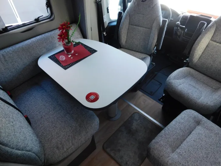 Fahrzeugbild Dethleffs Trend T 7057 EB Hubbett, Chassis-Paket, Paket X #7