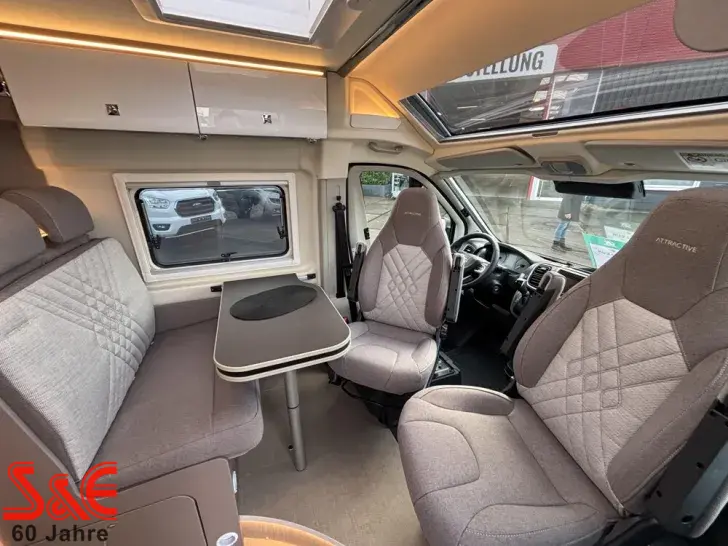 Fahrzeugbild Bürstner Eliseo C 602 #9