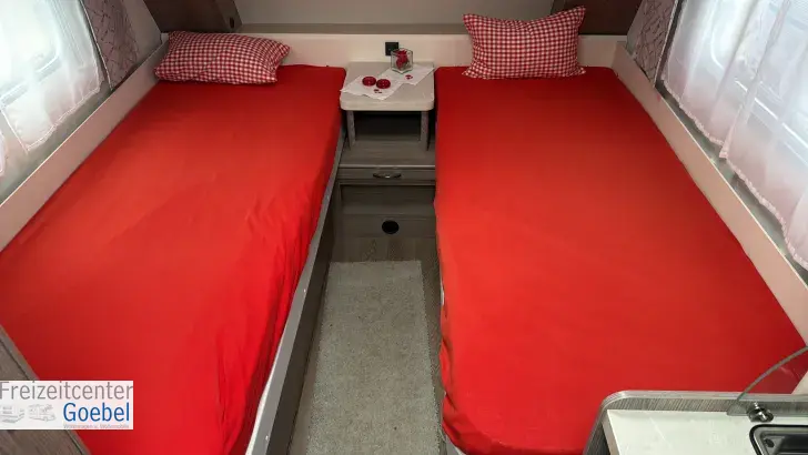 Betten Hobby OnTour 460 DL Einsteigen und losfahren