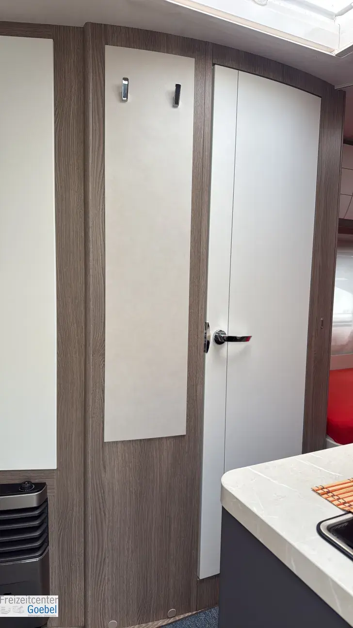 Weitere Betten Hobby OnTour 460 DL Einsteigen und losfahren