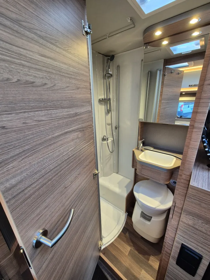 Fahrzeugbild Weinsberg CaraCompact 600 MEG EDITION [PEPPER] #22