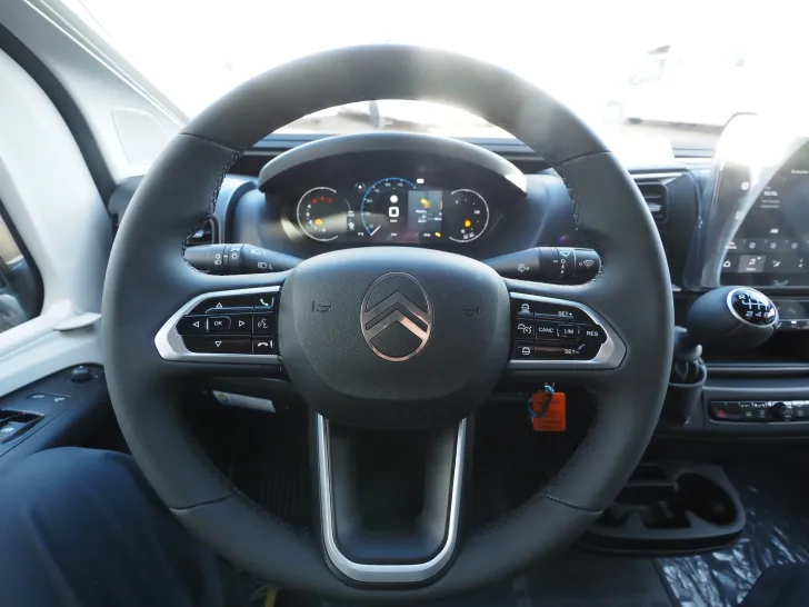 Fahrzeugbild Pössl Summit Shine 640, Premium, Lith., Solar, Mark. #4