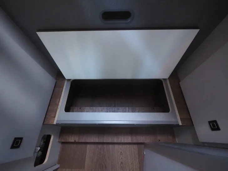 Fahrzeugbild Pössl Summit Shine 640, Premium, Lith., Solar, Mark. #18