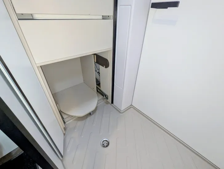 Fahrzeugbild Bürstner Papillon PC 6.0 Komfort-Pack Aufbau/Chassis #12