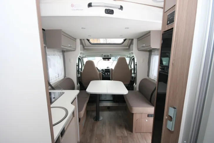 Fahrzeugbild Carado T 457 #3