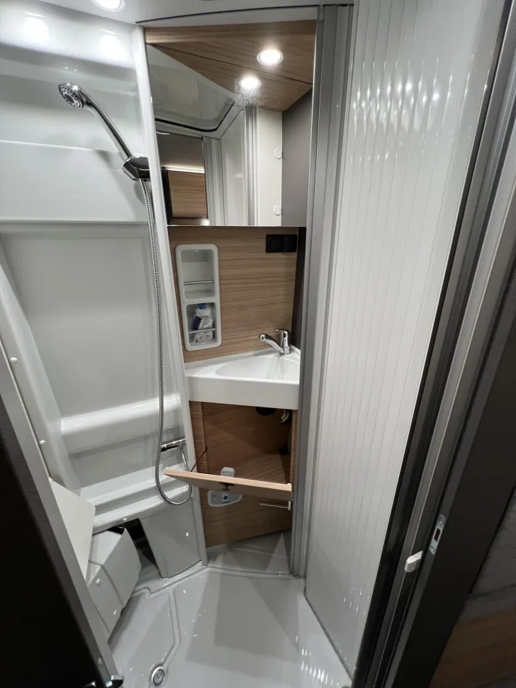 Fahrzeugbild Malibu Van charming GT skyview 640 LE K Fiat (722) #30