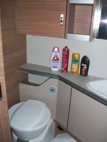 Fahrzeugbild Knaus Sport 460 EU #19