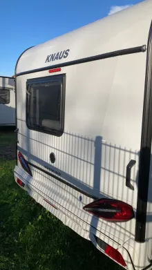 Frontal Hinten Knaus Südwind 420 QD 60 YEARS