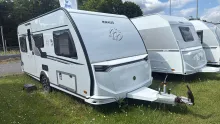 Schräg Vorne Knaus Südwind 460 EU 60 Years
