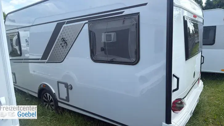 Schräg Hinten Knaus Südwind 460 EU 60 Years