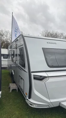 Seitlich Knaus Südwind 500 QDK 60 Years