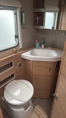 Toilette Knaus Südwind 500 QDK 60 Years