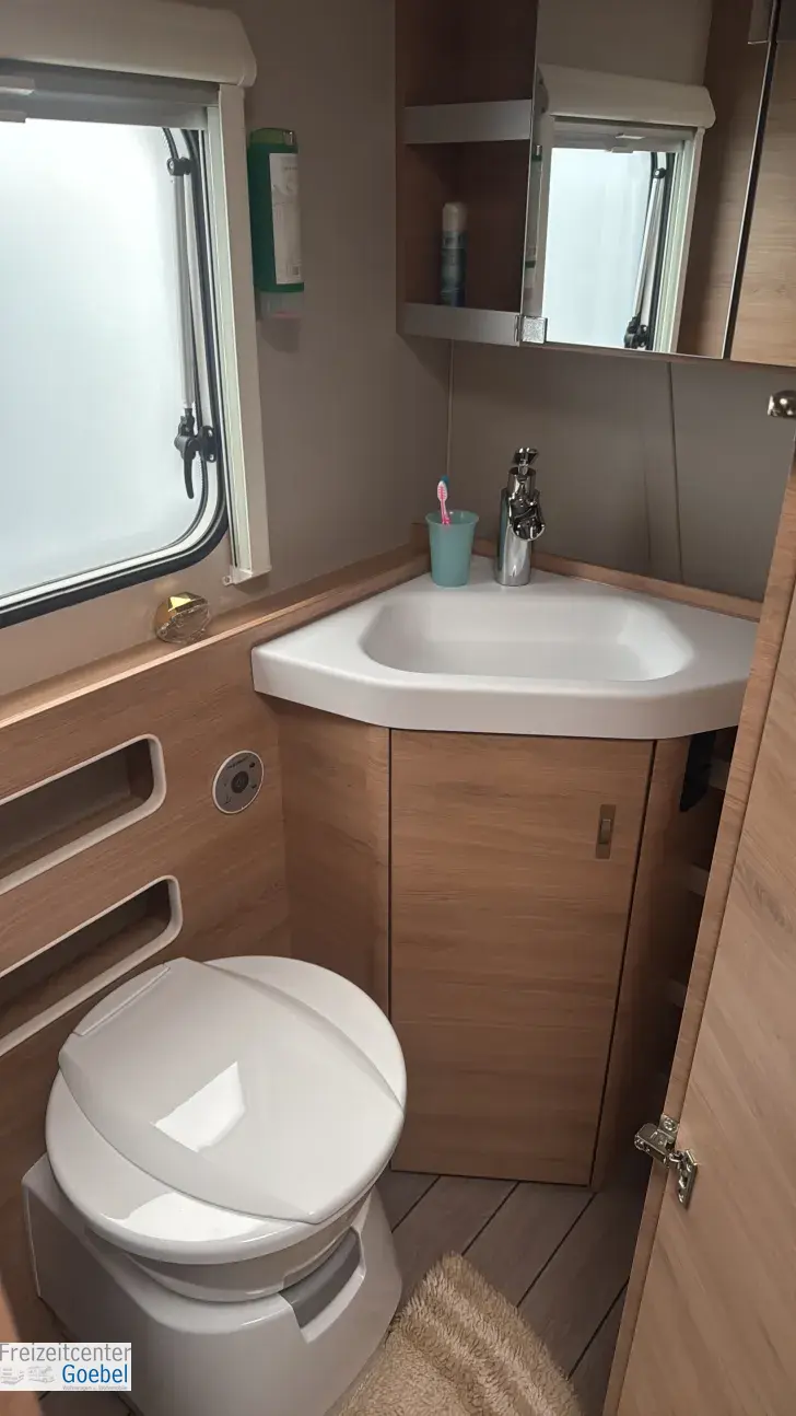 Toilette Knaus Südwind 500 QDK 60 Years