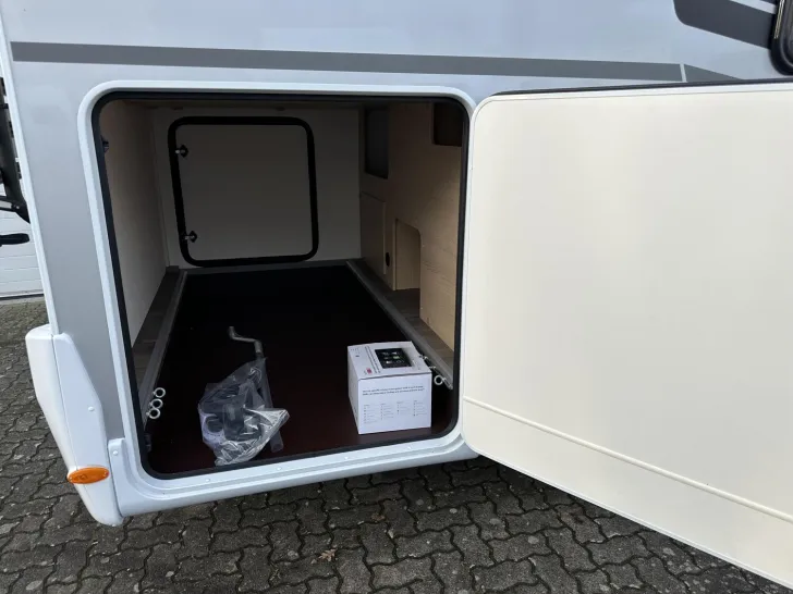 Fahrzeugbild Sunlight Adventure V 67S IC-Sondermodell+Klappbett vorne! #7