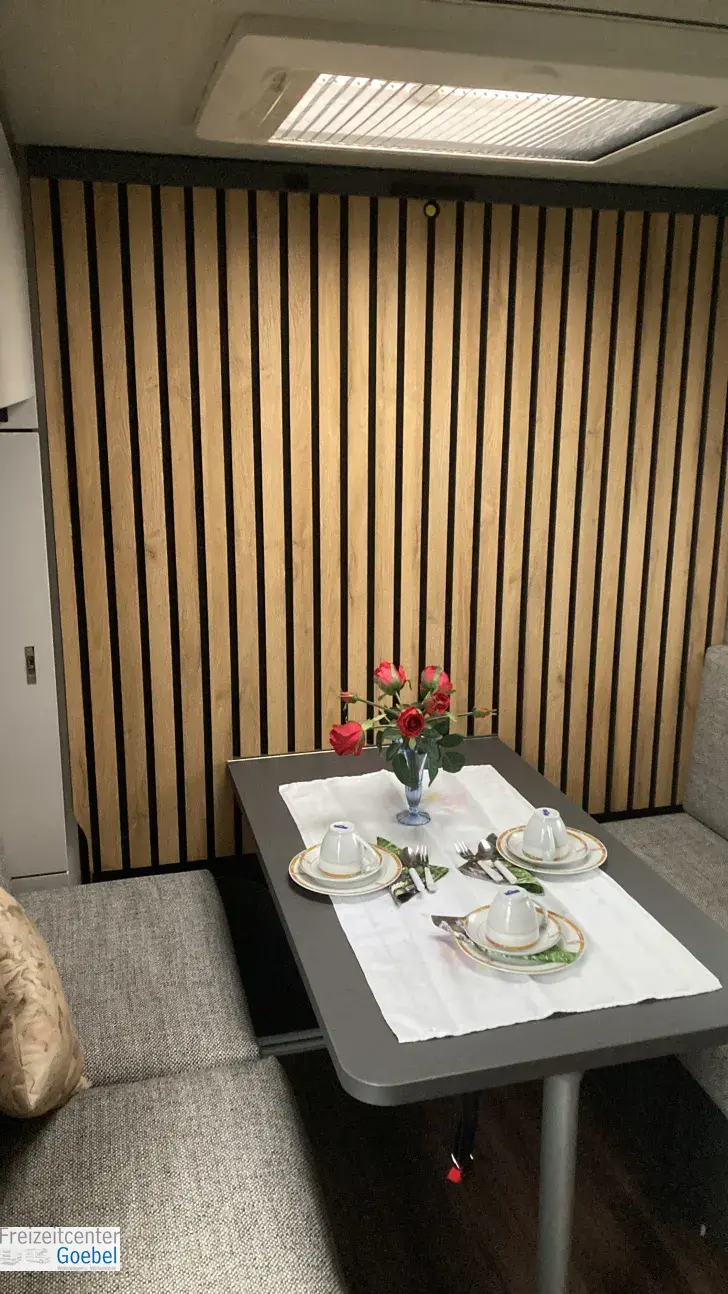 Sicht vorne-hinten Knaus Yaseo 340 PX Angebotspreis