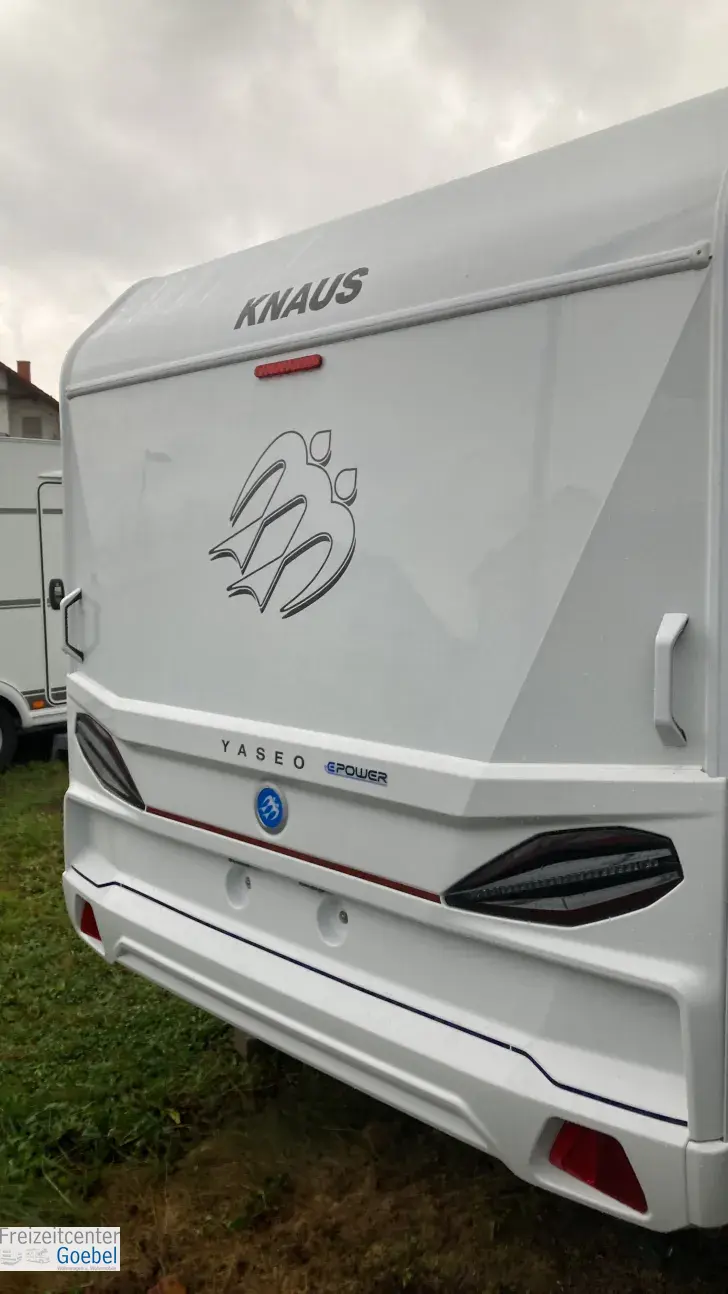 Frontal Hinten Knaus Yaseo 340 PX Angebotspreis