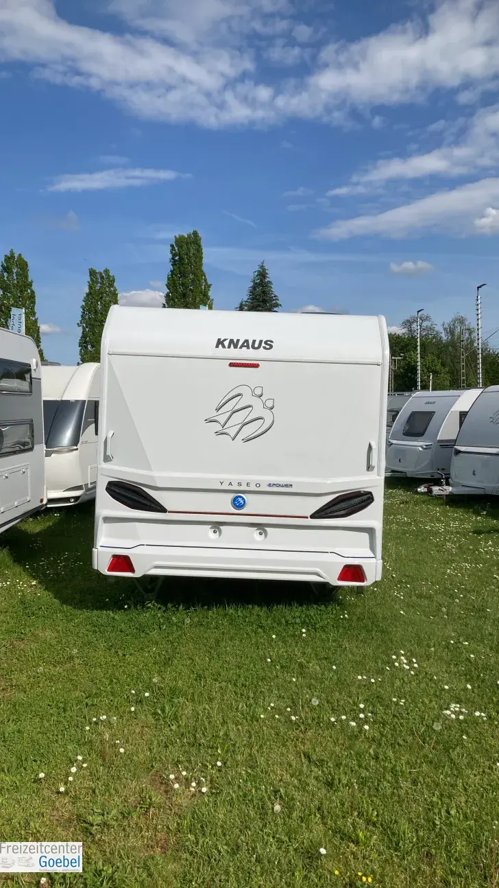 Frontal Hinten Knaus Yaseo 500 DK