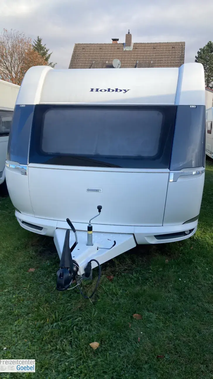 Frontal Vorne Hobby Prestige 560 WFU Heckbad