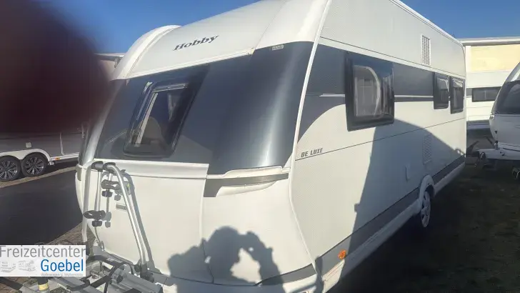 Schräg Hinten Hobby De Luxe 540 UL Rangierhilfe