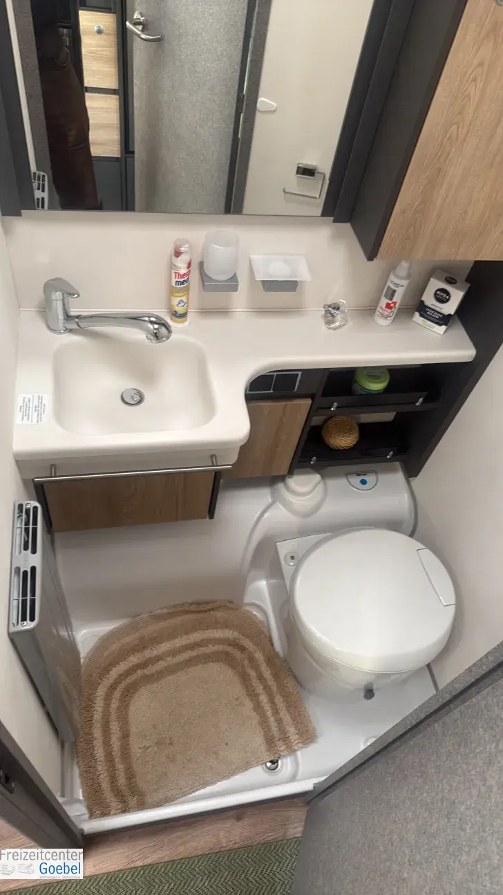 Toilette Dethleffs Beduin Scandinavia 650 RE Backofen