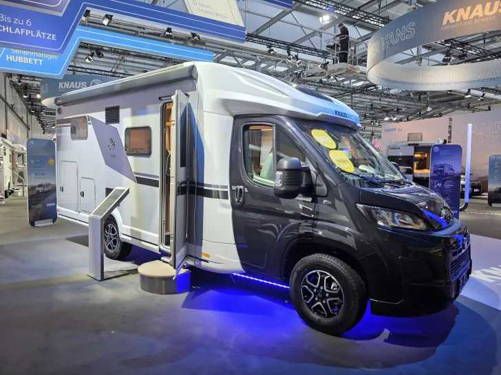 Fahrzeugbild Knaus L!VE WAVE 650 MEG Platinum Selection Live BLACK SELECTION 650MEG #1