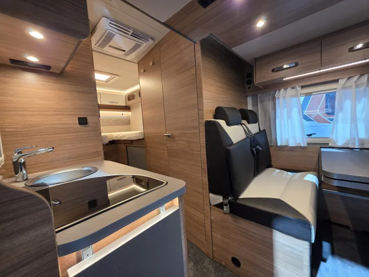 Fahrzeugbild Weinsberg CaraSuite 650 MEG EDITION SPICY #4