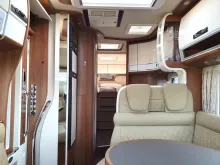 Fahrzeugbild Carthago chic e-line I 50 LE 300 AH Lith. Klima 4800 KG #8