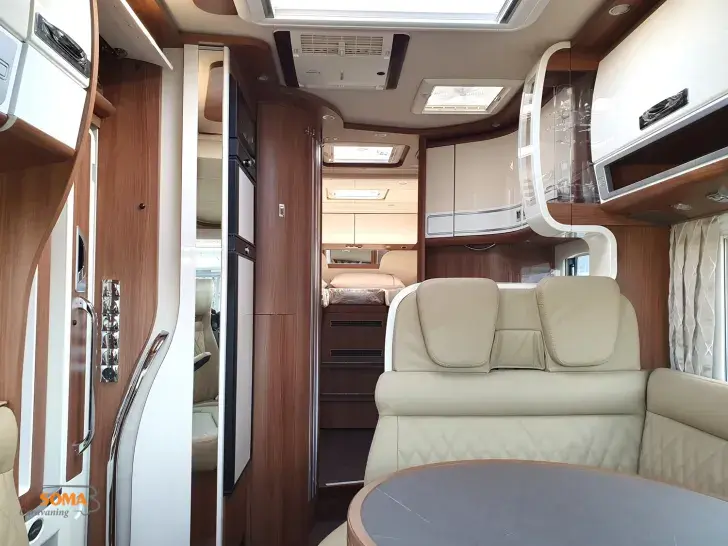 Fahrzeugbild Carthago chic e-line I 50 LE 300 AH Lith. Klima 4800 KG #8