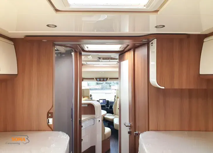 Fahrzeugbild Carthago chic e-line I 50 LE 300 AH Lith. Klima 4800 KG #14