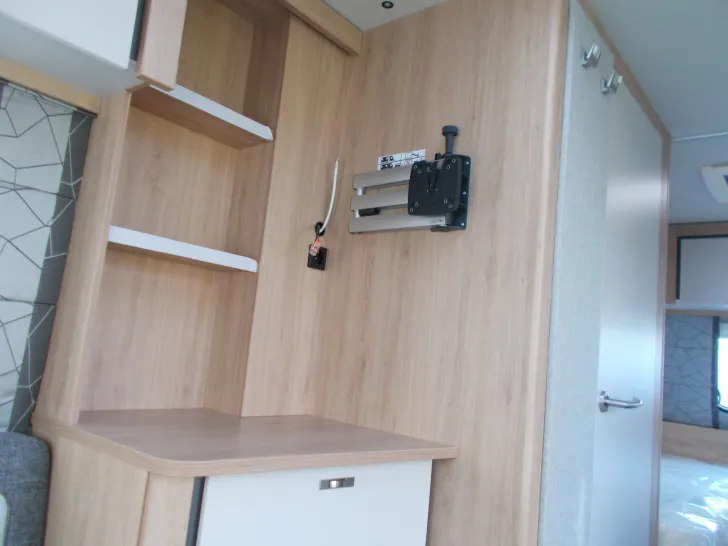 Fahrzeugbild Knaus Sport 460 EU Ambientebeleuchtung uvm. #14