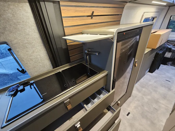 Fahrzeugbild Hymer Camper Van Grand Canyon S 700 CROSS TRAIL Voll-Ausstattung #15