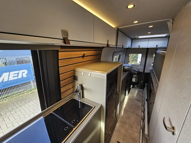 Fahrzeugbild Hymer Camper Van Grand Canyon S 700 CROSS TRAIL Voll-Ausstattung #14