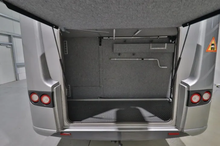 Fahrzeugbild Frankia I 8400 GD Platin/Einzelbetten+HUB/ PREISKNALLER #8