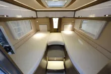 Fahrzeugbild Frankia I 8400 GD Platin/Einzelbetten+HUB/ PREISKNALLER #13
