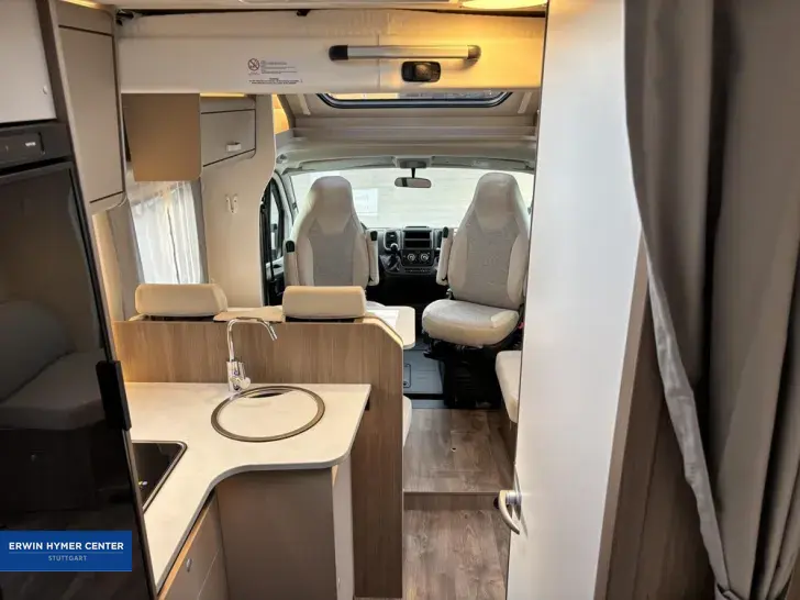 Fahrzeugbild Carado T 328 #12