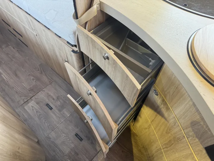 Fahrzeugbild Eura Mobil Profila RS 730 EB #14