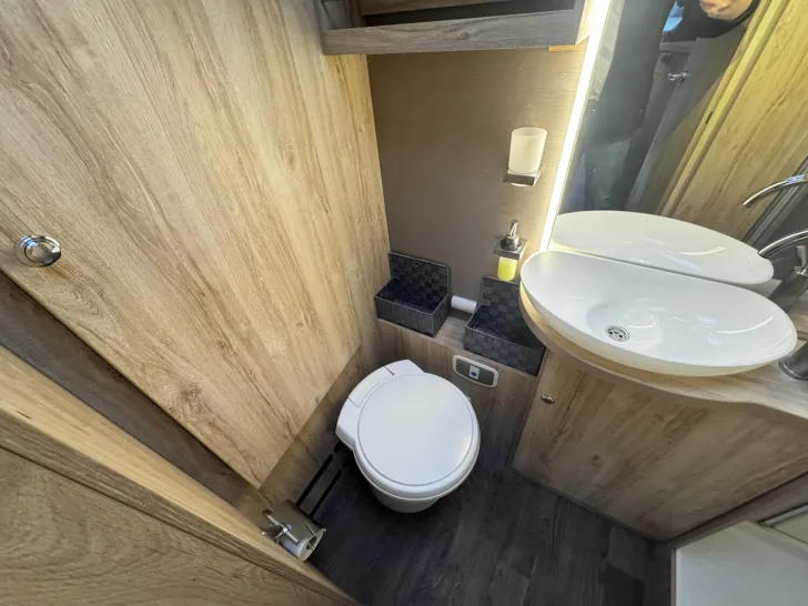 Fahrzeugbild Eura Mobil Profila RS 730 EB #19