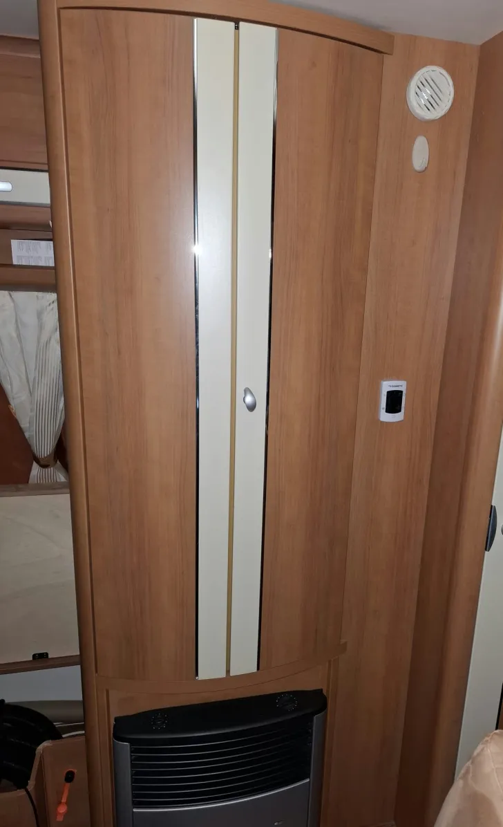 Fahrzeugbild Hobby La Vita veneto 455 UF Gepflegt #8