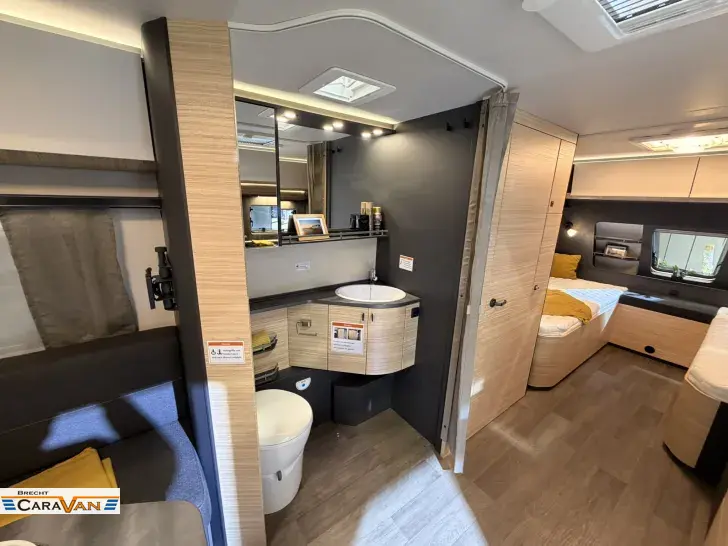 Fahrzeugbild Hobby Maxia 585 UL-R Einzelbetten o.Doppelbett quer #5