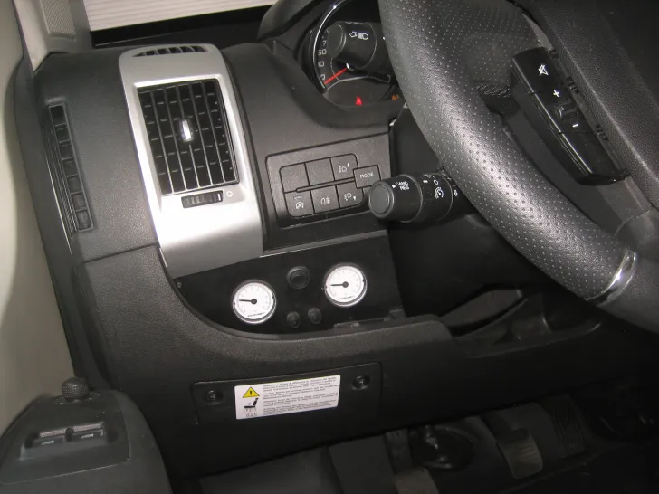 Fahrzeugbild Bürstner Delfin T 680 G #7